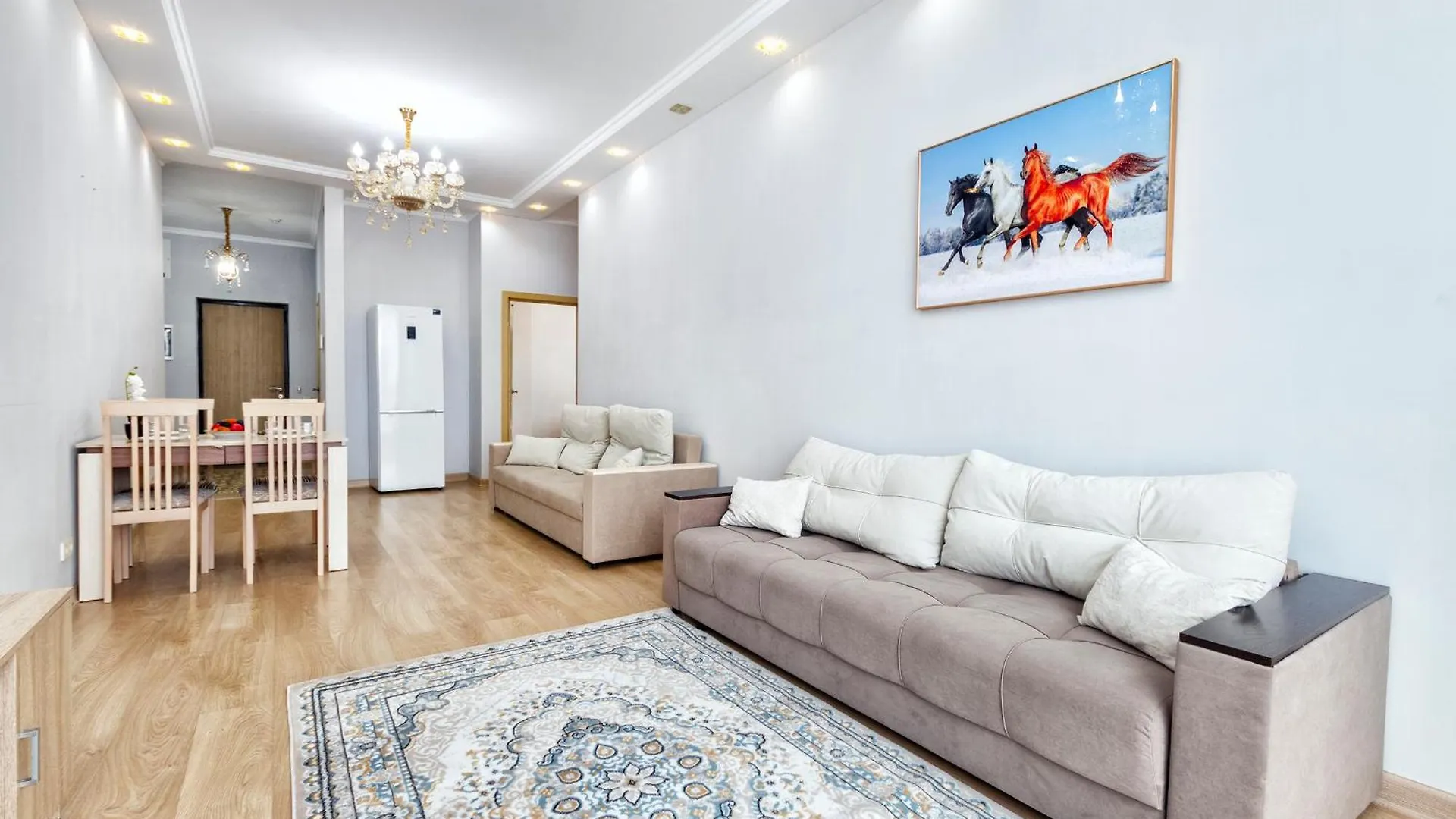 Apartment Комфортная Квартира В Центре Astana